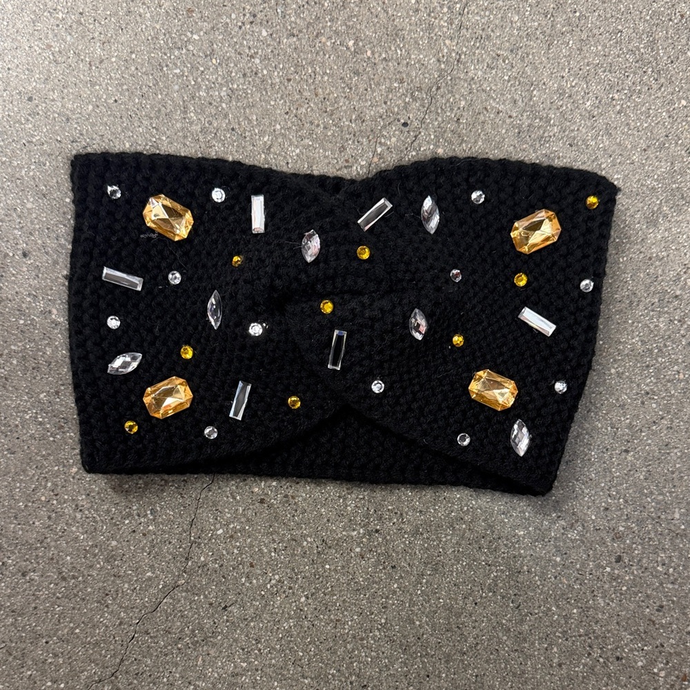 AKIRA Black Embellished Hairband